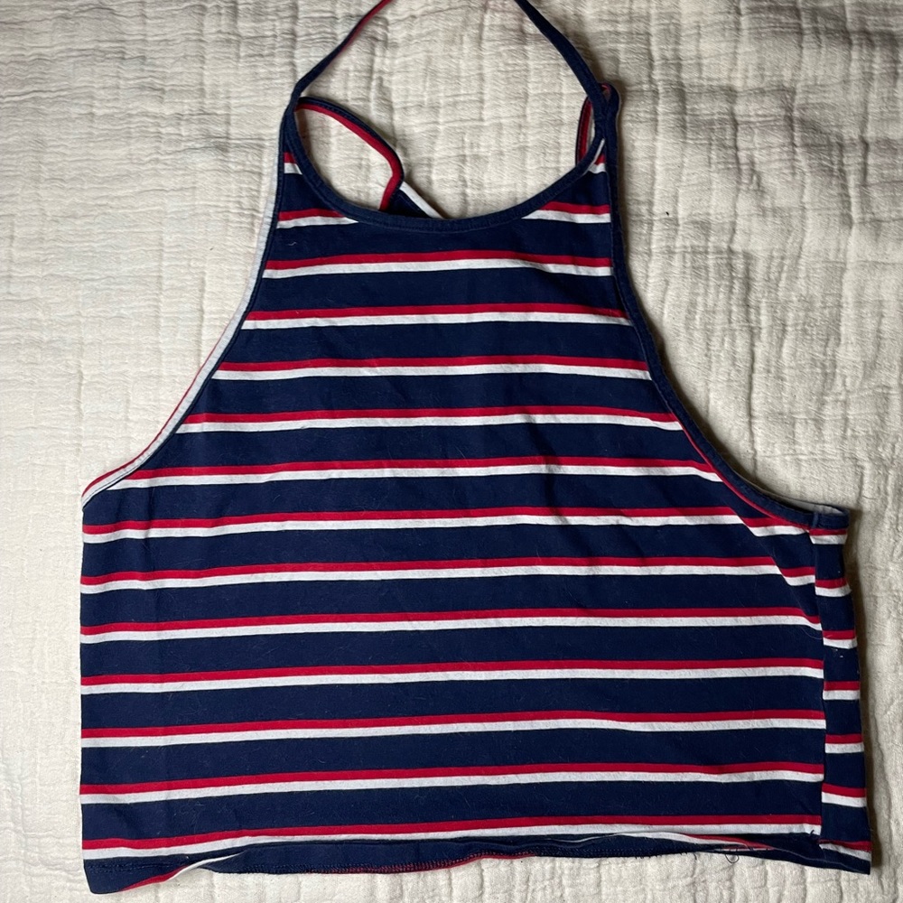 Straight spaghetti wraparound neck crop shirt